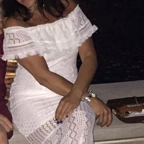 White cut out off the shoulder maxi sheer bottom - Picture 6 of 6